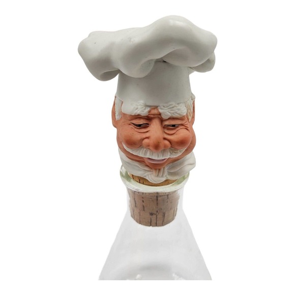 Handblown Glass Flask With Chefs‎ Head Stopper No Markings Amazing Detail - Picture 2 of 8